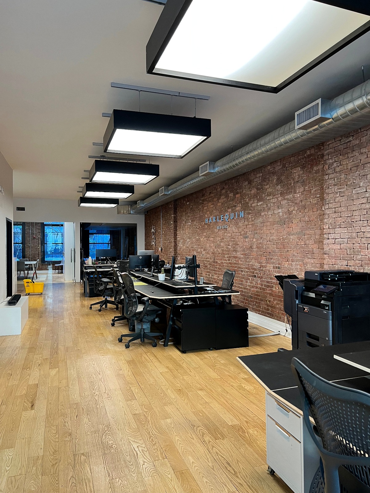 Commercial office cleaned by Infra-Wave